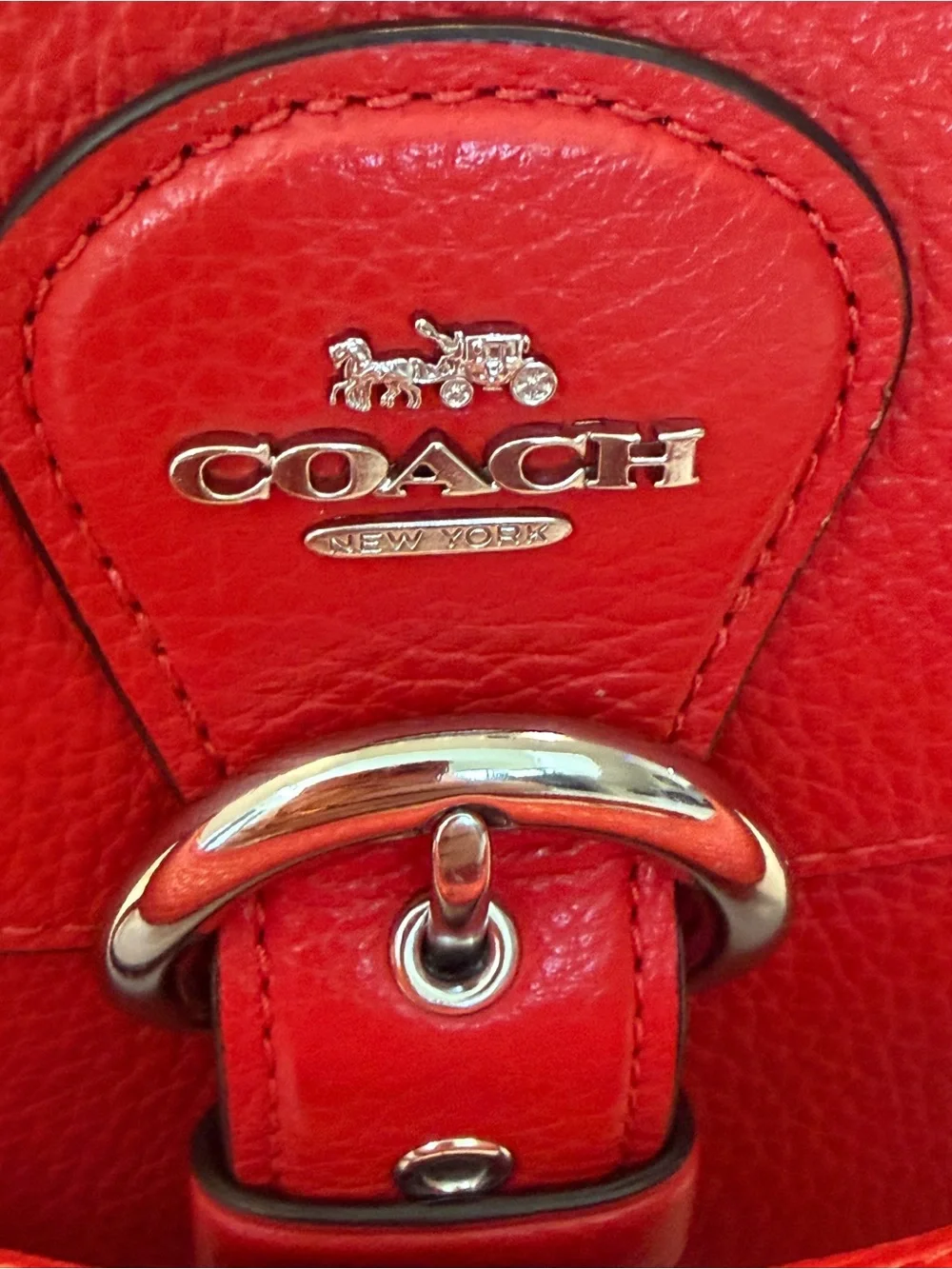 ❤️ Beautiful Red Coach Leather Bag ❤️